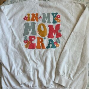 Oversized White Sweatshirt